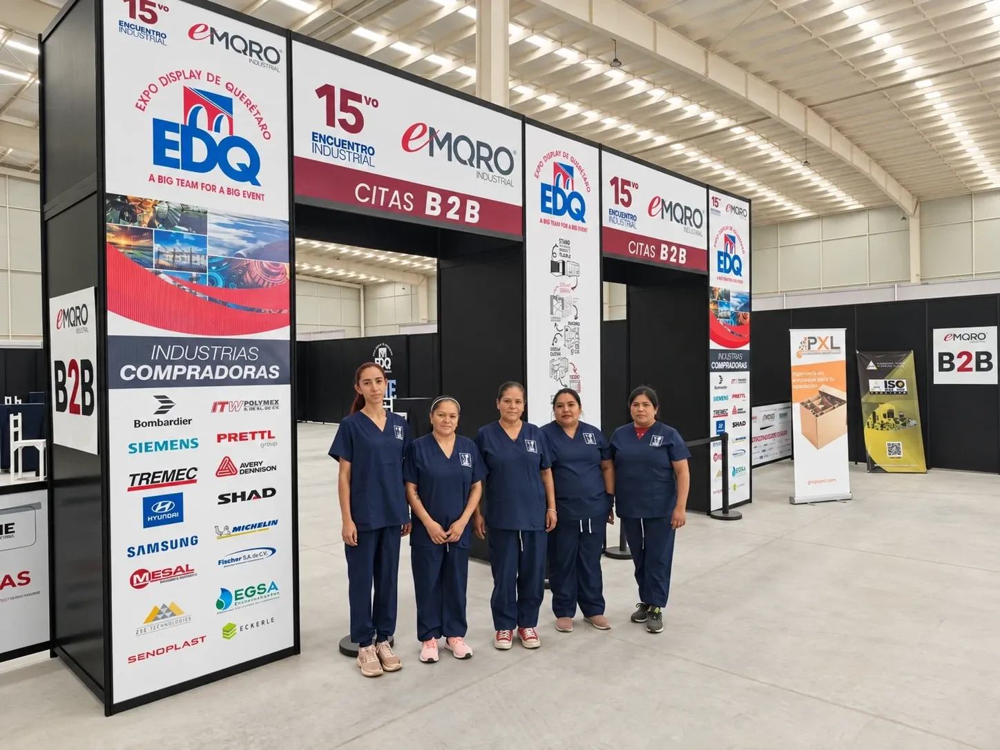 Equipo de Grupo Lyon en el Encuentro Industrial de Querétaro